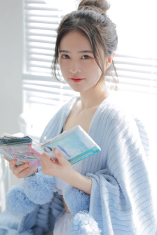 月之女神